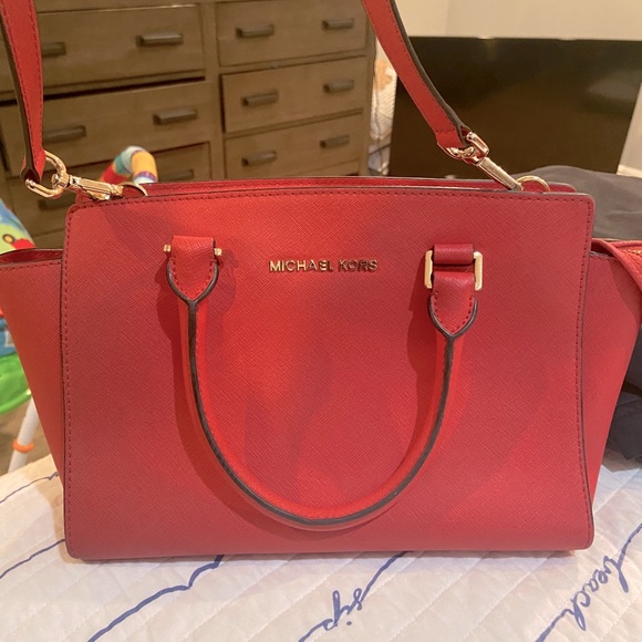 Michael Kors hand bag - Picture 1 of 6